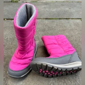 Girl’s Waterproof Sorel Snow Boots size 8 Toddler